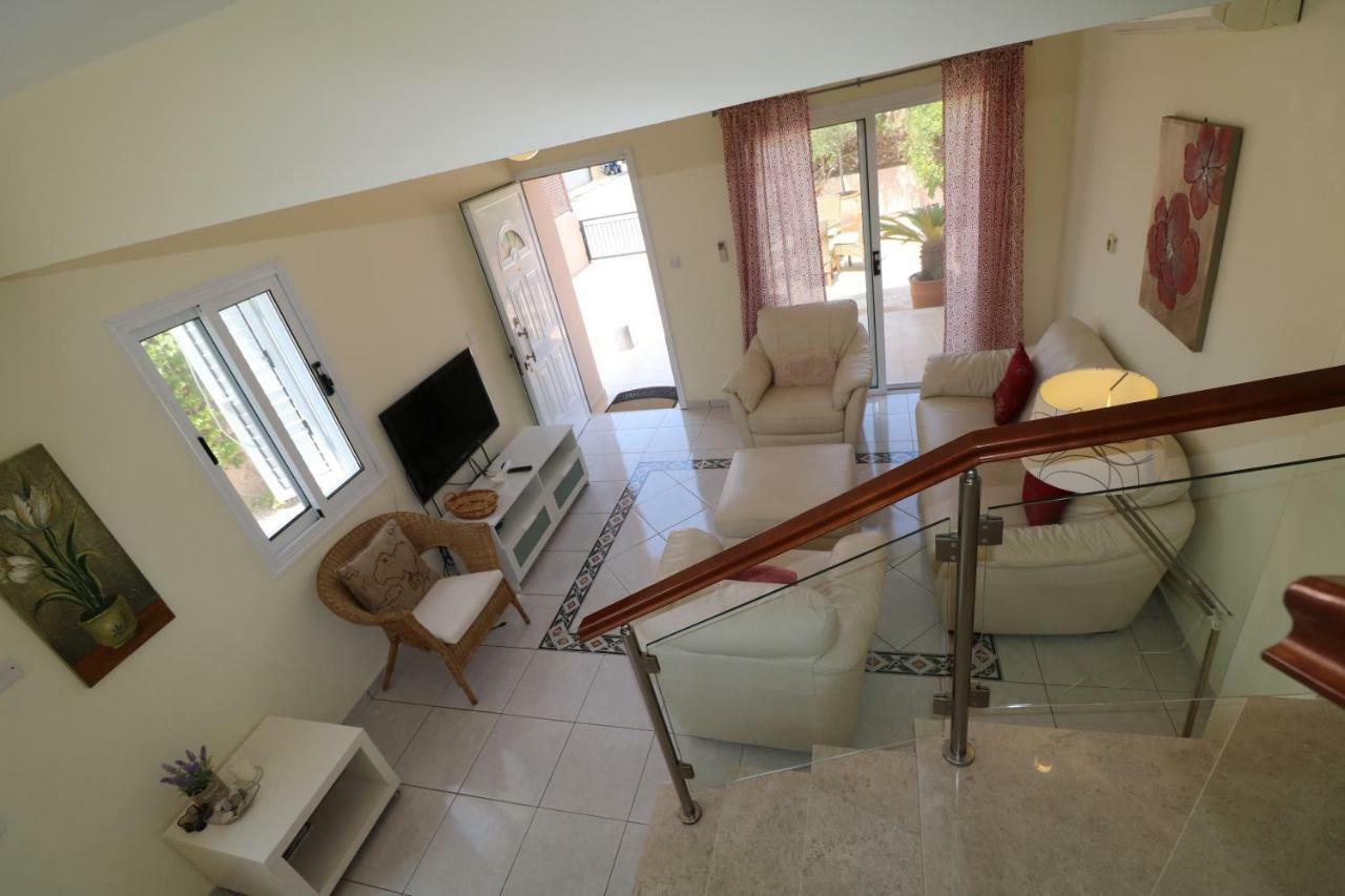 The Paradise Townhouses By Taimoura Paphos 外观 照片