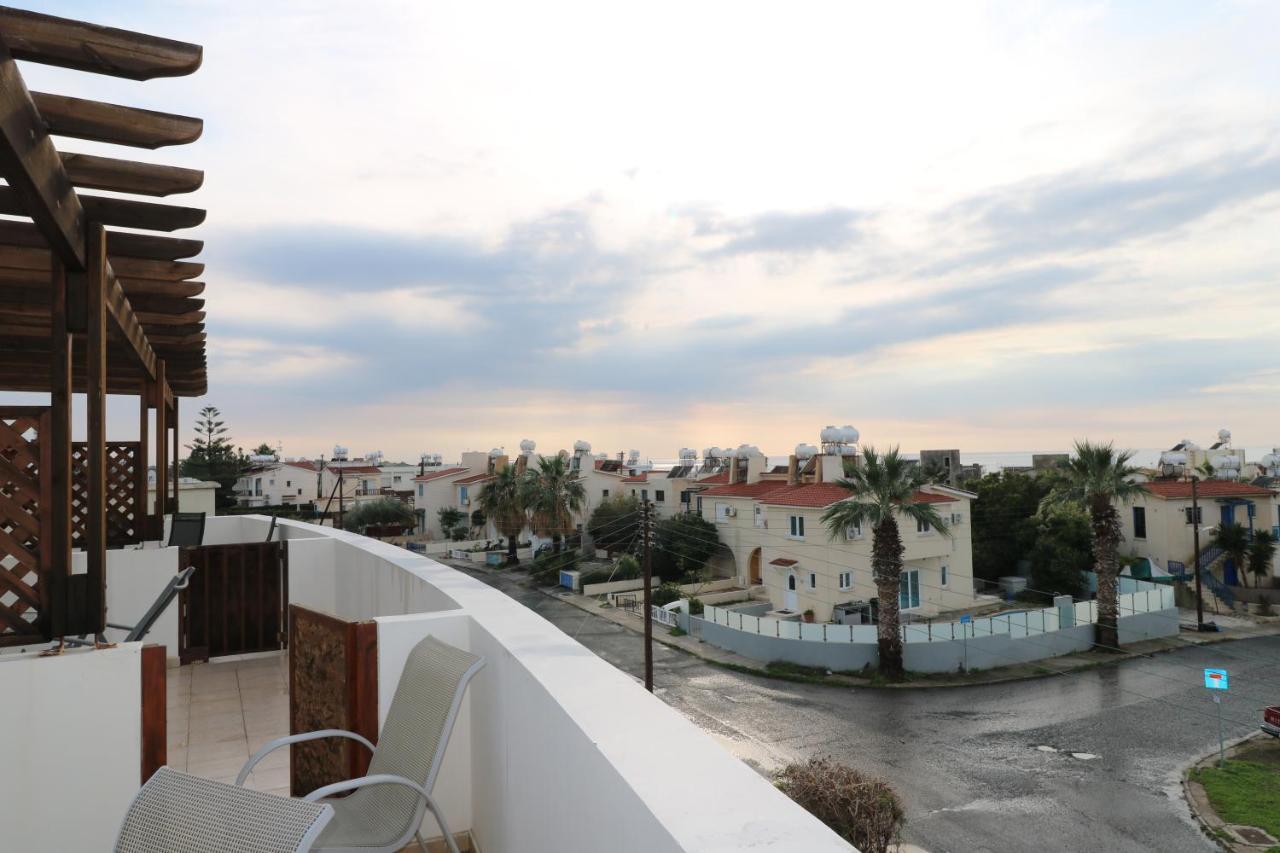 The Paradise Townhouses By Taimoura Paphos 外观 照片