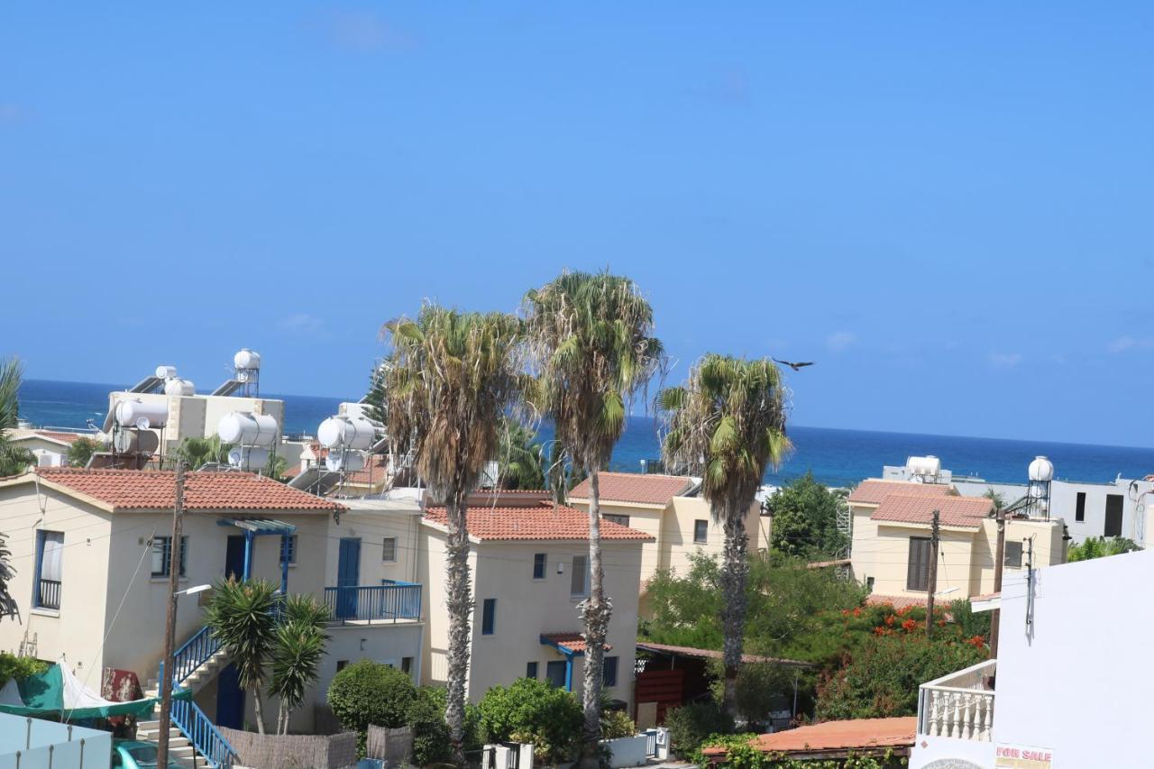The Paradise Townhouses By Taimoura Paphos 外观 照片