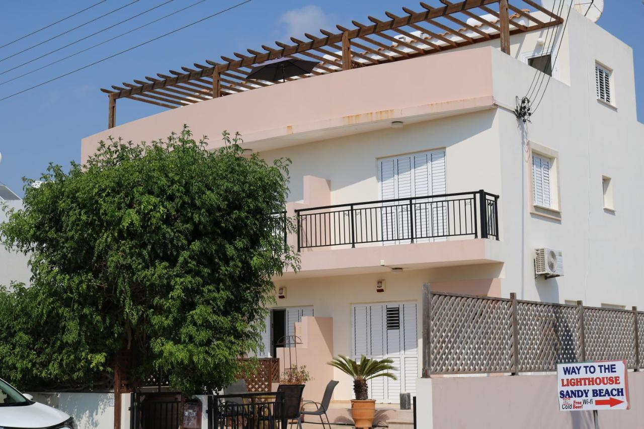 The Paradise Townhouses By Taimoura Paphos 外观 照片