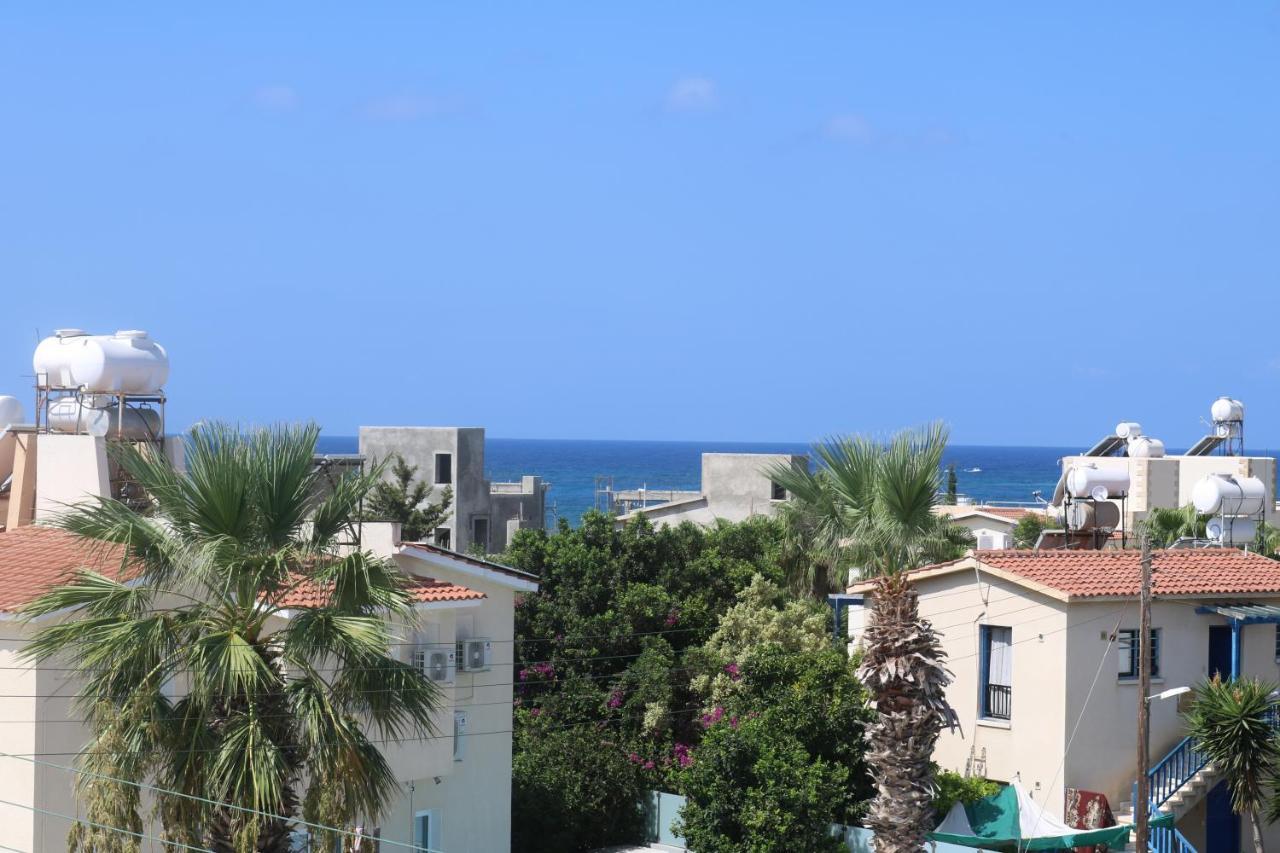 The Paradise Townhouses By Taimoura Paphos 外观 照片