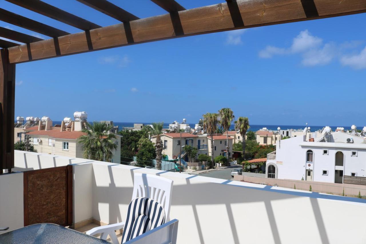 The Paradise Townhouses By Taimoura Paphos 外观 照片